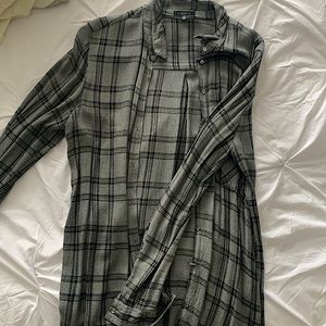 Grey Button Dynamite Long Top Size M